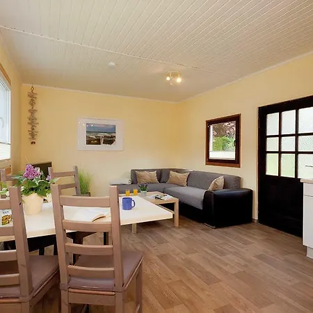 Vakantiehuis Ferienwohnung Finja 4 *